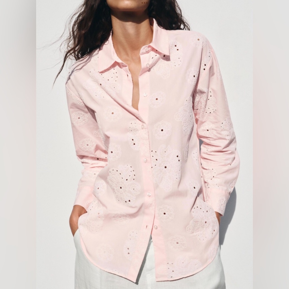 ZARA Floral Mandala Rubberized Perforated Button Up Long Sleeve Top L